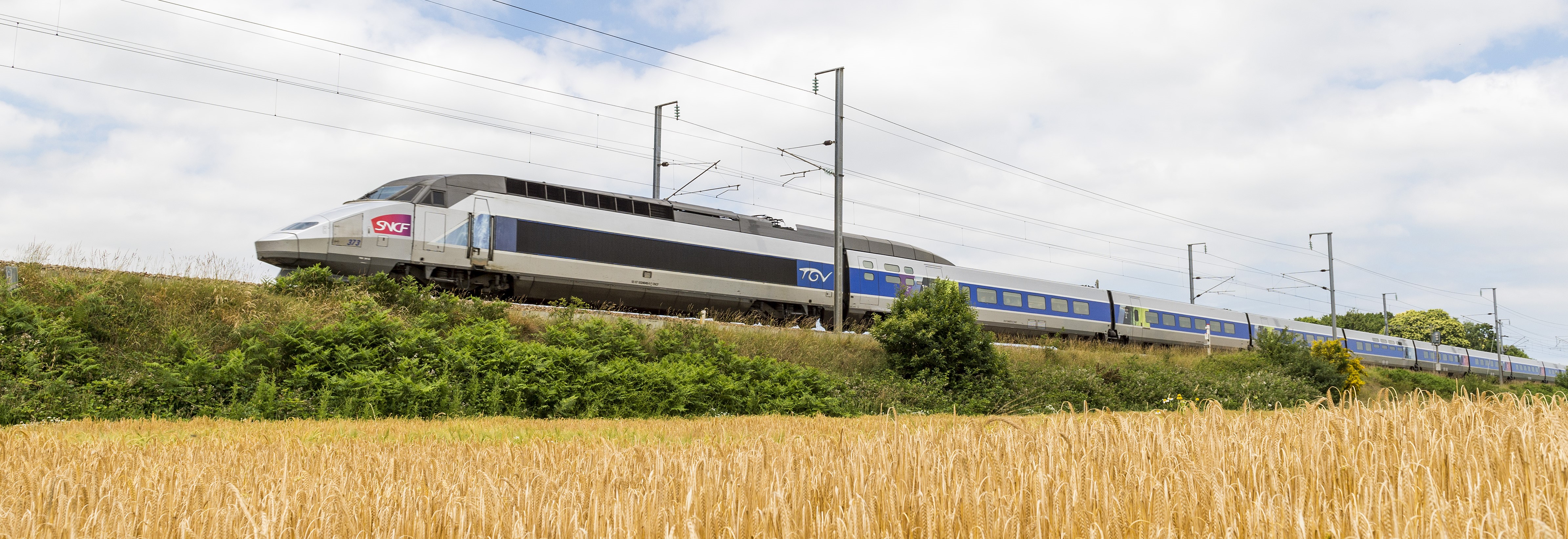 Un TGV En Bretagne